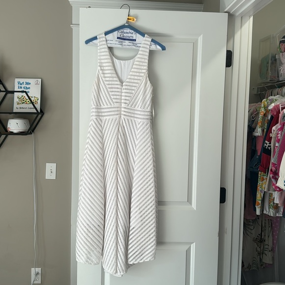 White Lilly high low white dress worn once perfect condition! - Picture 2 of 2